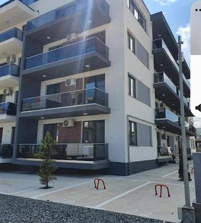 Apartament Mivali Apartment Navodari Ngoại thất bức ảnh